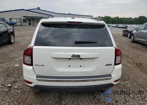 2016 Jeep Compass Latitude z USA, uszkodzony, nr VIN 1C4NJDEB0GD768603